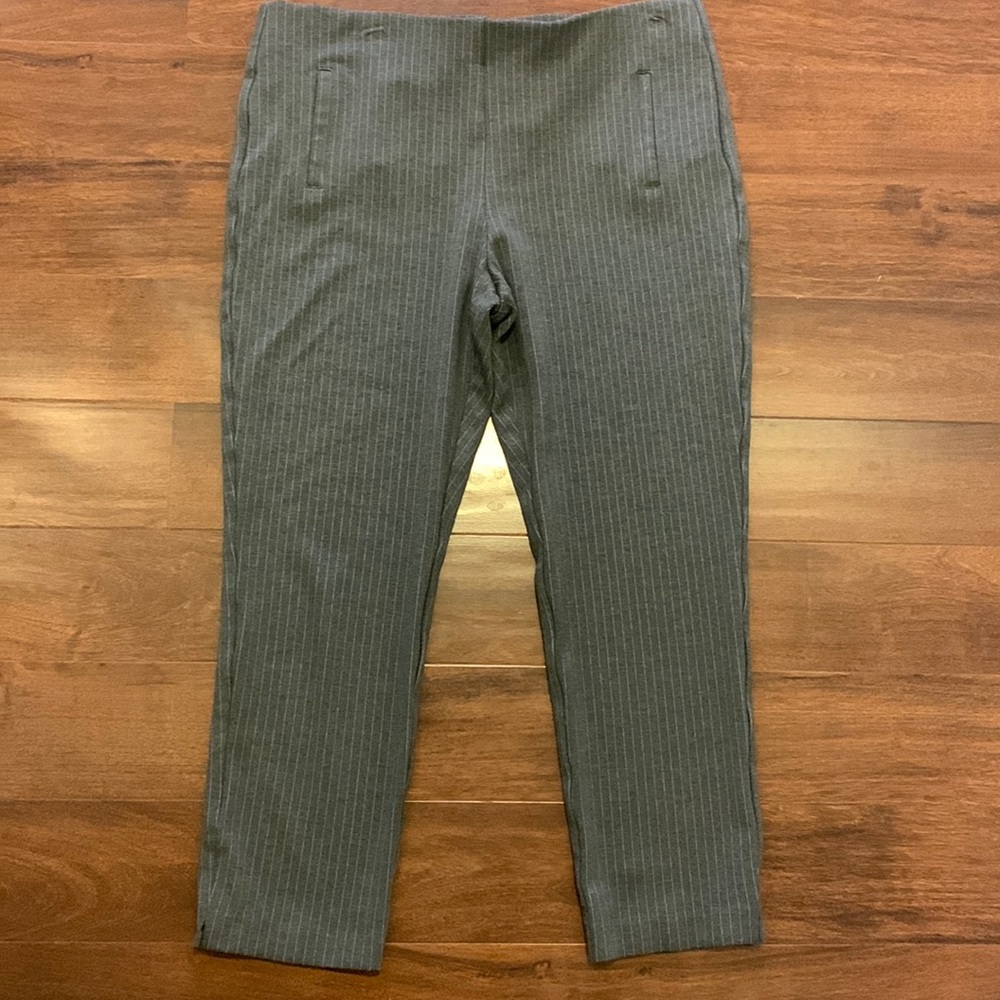 Chico gray pull on pants